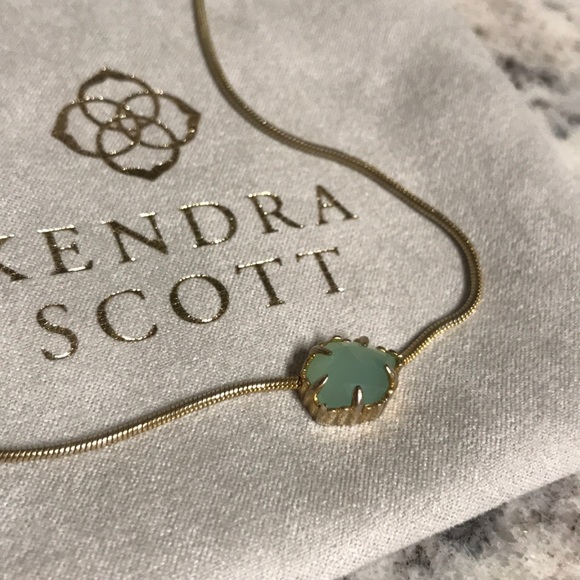 Kendra Scott necklace - Picture 2 of 2